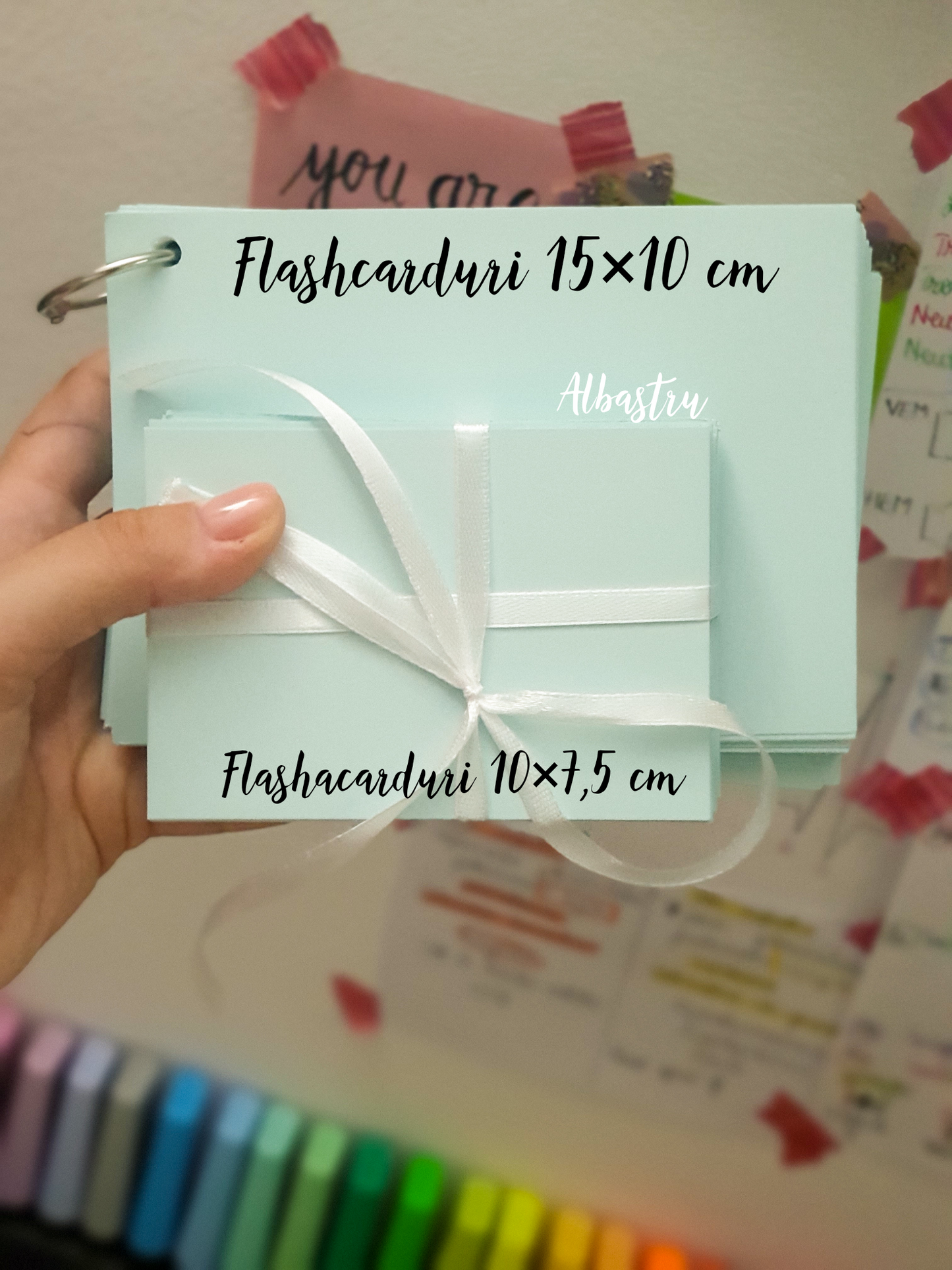 Set monocromatic de flashcarduri necompletate
