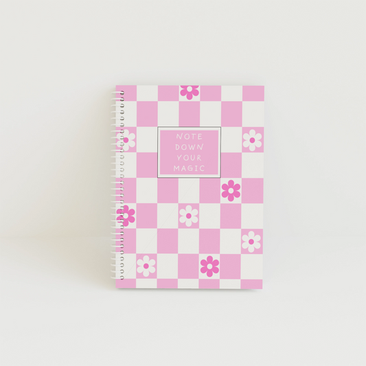Caiet A4 BASIC Magic pink 80 de file
