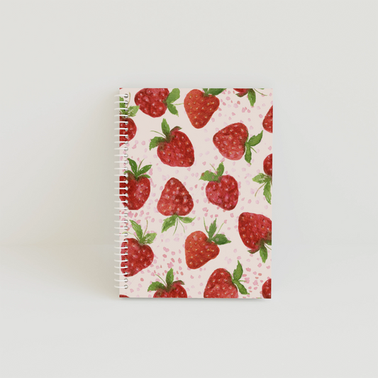 Caiet A4 MAXI Strawberry 150 de file