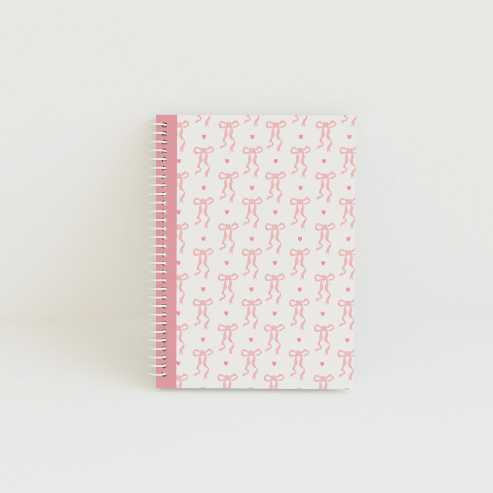 Caiet A4 MAXI Bows 150 de file